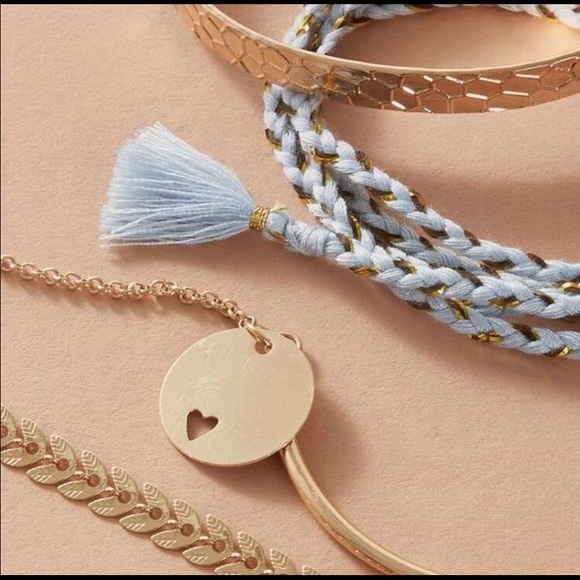 🥳LAST ONE🥳 4 piece bracelet set 🍃 - Picture 3 of 3